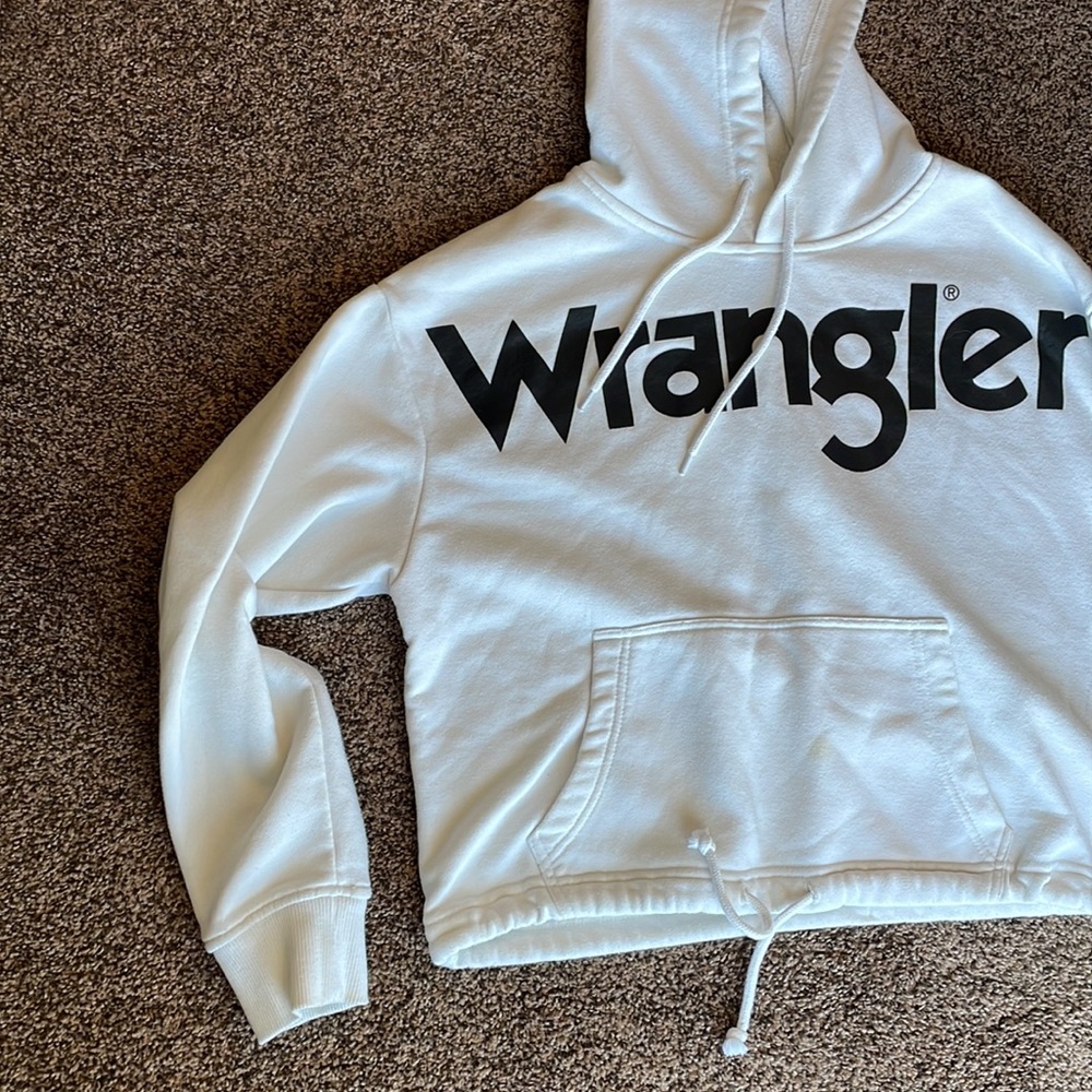 Wrangler Cropped Hoodie - Picture 3 of 6